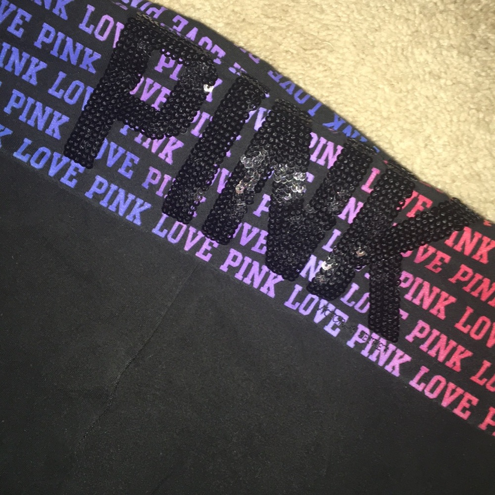 Pink yoga leggings